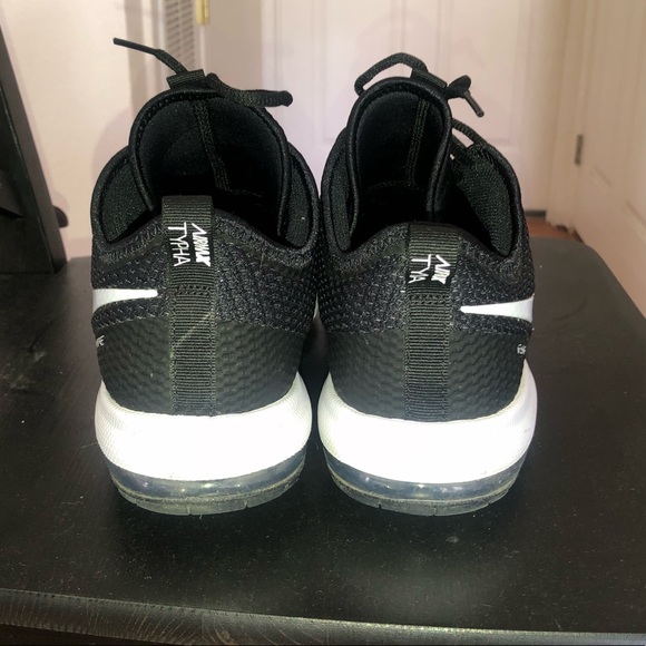 Nike Airmax typha shoes - Picture 2 of 4
